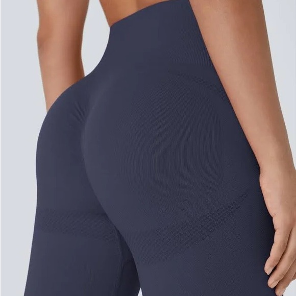 HALARA Deep Blue High-Waisted Leggings - Picture 3 of 4